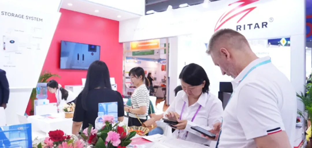 Ritar集团在第135届广交会上闪耀光芒，为整个会场展示了令人惊叹的储能解决方案!
